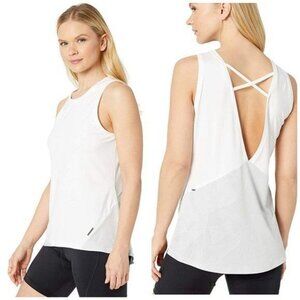 ⭐️Pearl Izumi Wander Tank In White Fog Size Small Cycling Top